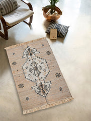 Exclusive Handmade Jute Mirzapur Dhurrie Rug - Ivory Medallion