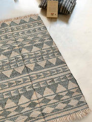 Exclusive Handmade Jute Mirzapur Dhurrie Rug - Olive Geometry