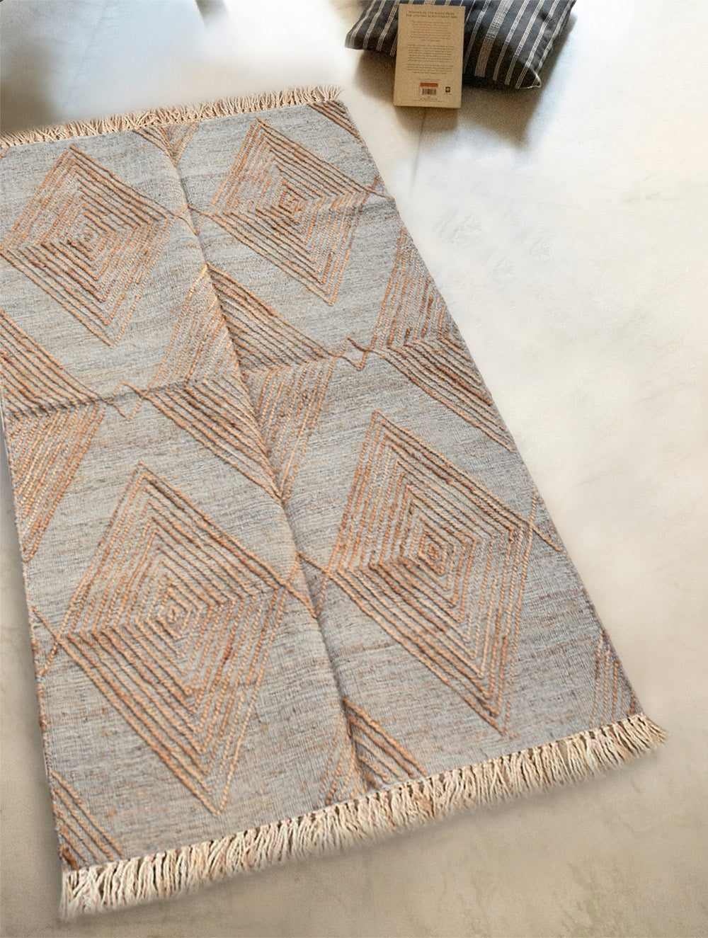 Exclusive Handmade Wool & Cotton Mirzapur Dhurrie Rug - Jute Facets