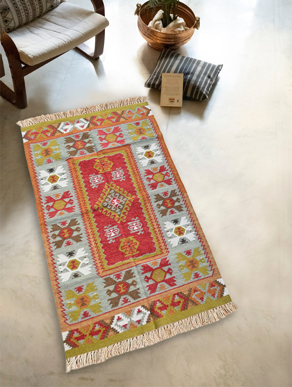 Handwoven Premium Woolen Mirzapur Dhurrie - Rustic Heritage