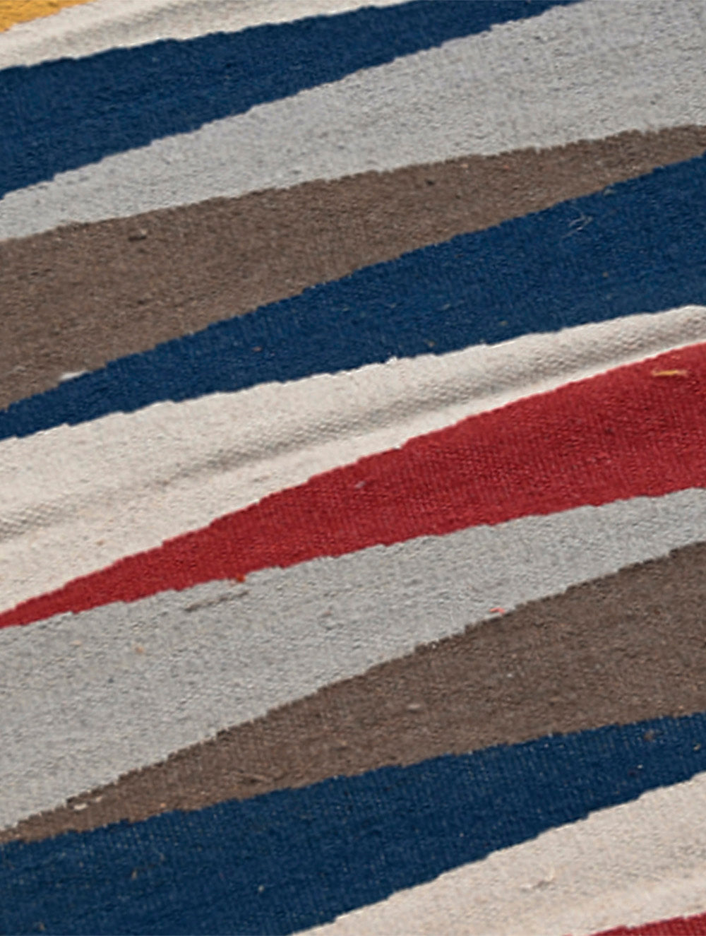 Exclusive Handmade Wool & Cotton Mirzapur Dhurrie Rug - Prism Peaks (6ft x 2ft)