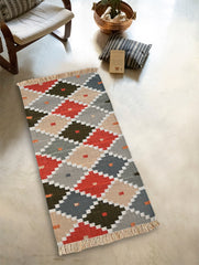 Exclusive Handmade Wool & Cotton Mirzapur Dhurrie Rug - Moonstep Well (6ft x 2ft)