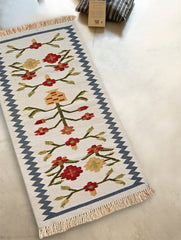 Exclusive Handmade Wool & Cotton Mirzapur Dhurrie Rug - Snow Garden (6ft x 2ft)