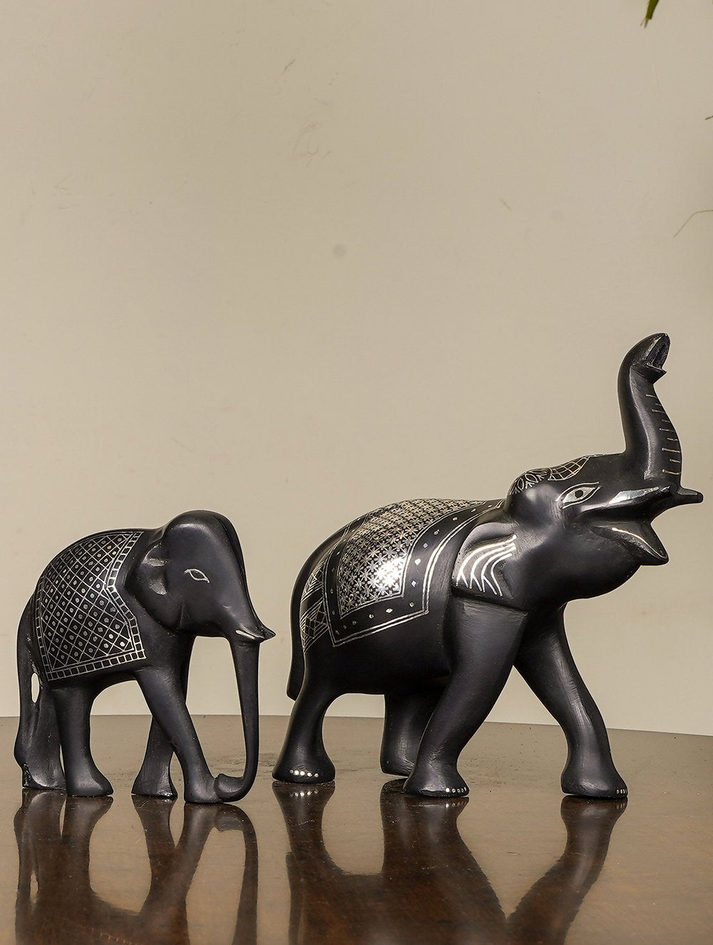 Bidri Craft Curio - Elephants (Set of 2)