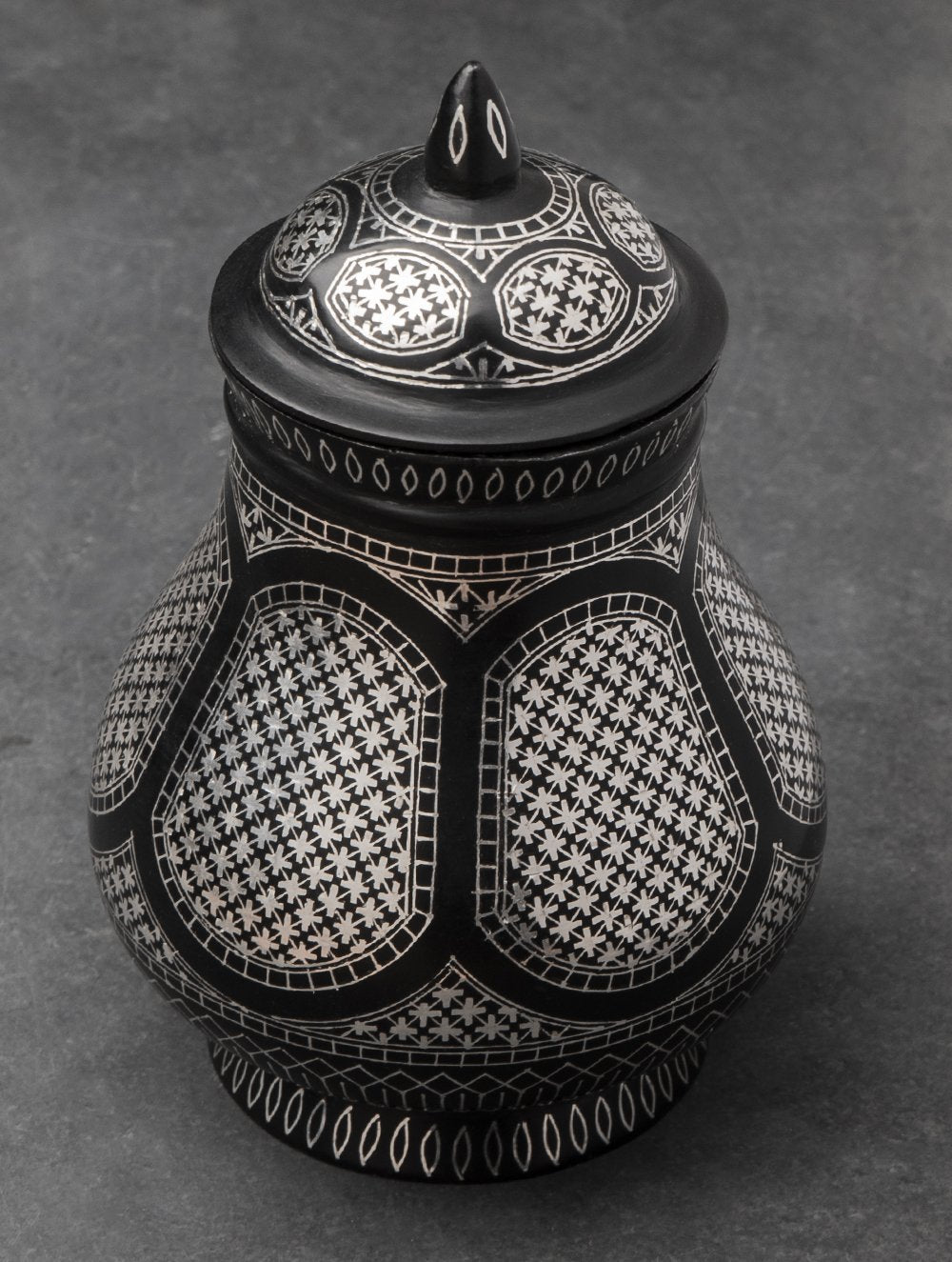 Bidri Craft Curio - Royalty