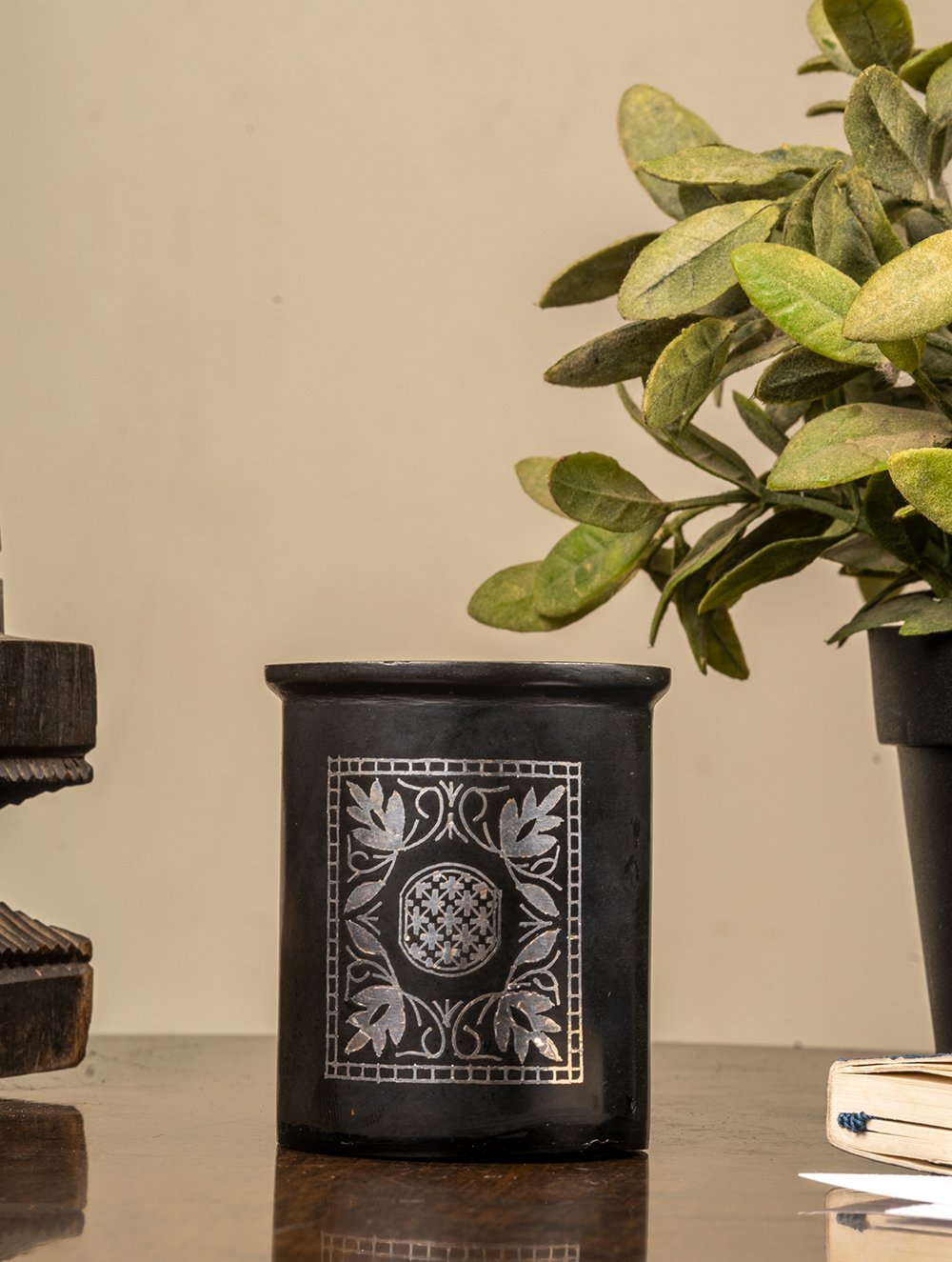 Bidri Craft Pen Stand - Round