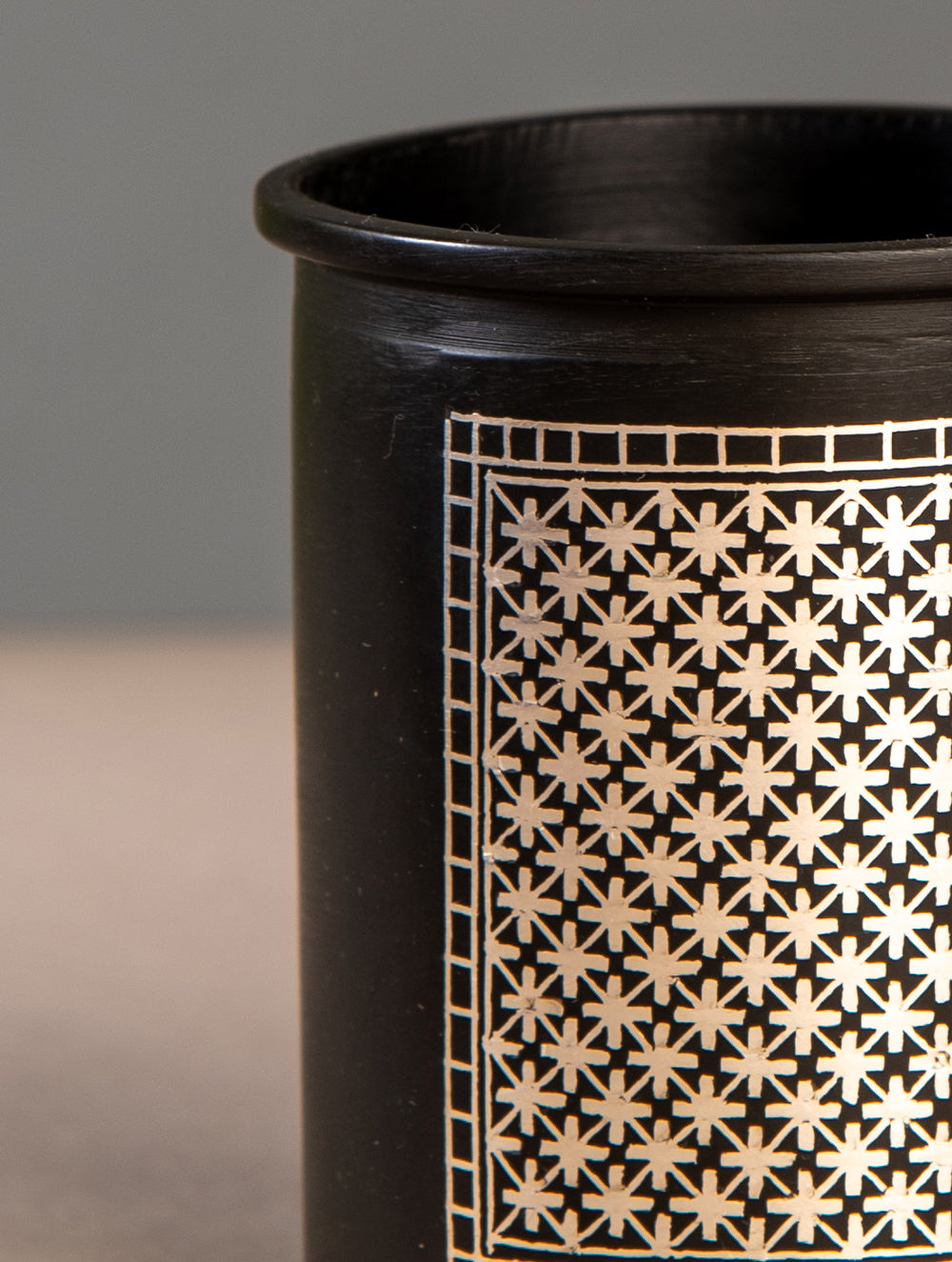 Bidri Craft Curio - Pen Holder