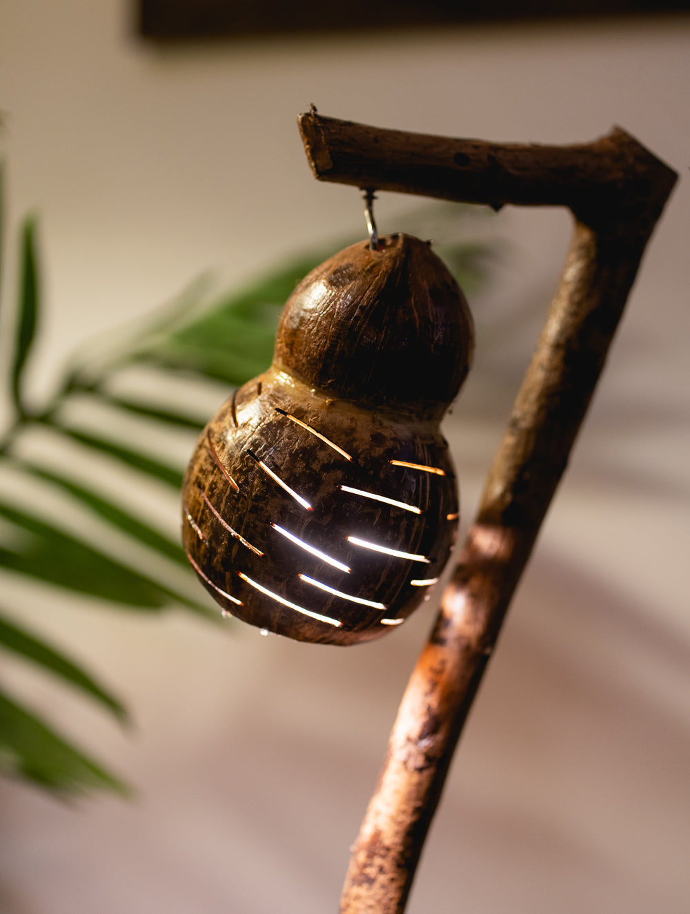 Coconut Craft Table Lamp