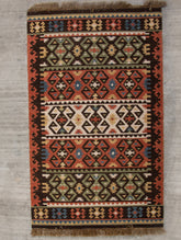 Exclusive Handwoven Kilim Rug (8 x 5 ft) - The India Craft House