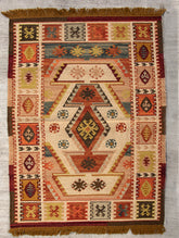 Exclusive Handwoven Kilim Rug (8 x 5 ft) - The India Craft House