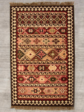 Exclusive Handwoven Kilim Rug (6 x 4 ft) - The India Craft House