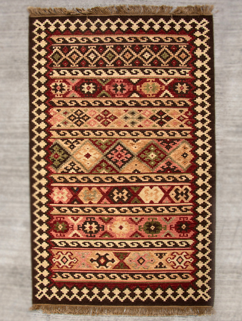 Exclusive Handwoven Kilim Rug (6 x 4 ft) - The India Craft House