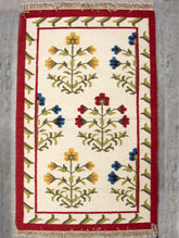 Handwoven Kilim Rug (6 x 4 ft) - Floral - The India Craft House