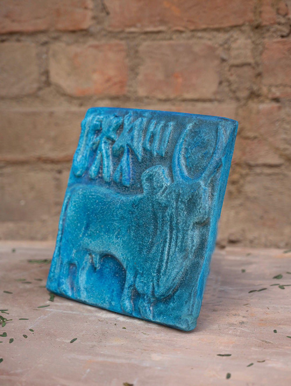 Load image into Gallery viewer, Delhi Blue Art Pottery Wall Plaque - Mohenjo Daro (Bull)