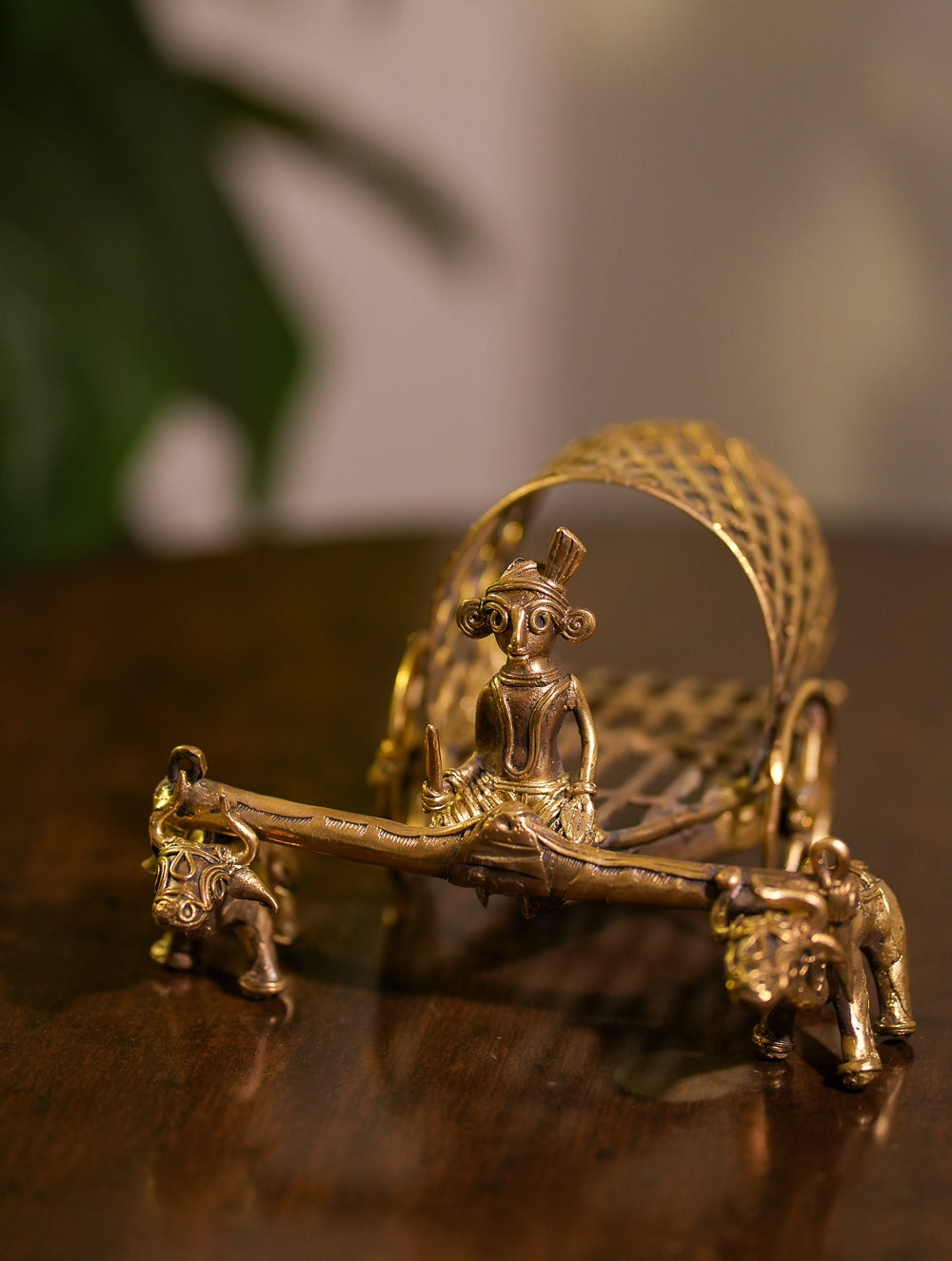 Load image into Gallery viewer, Dhokra Craft Curio - The Bullock Cart
