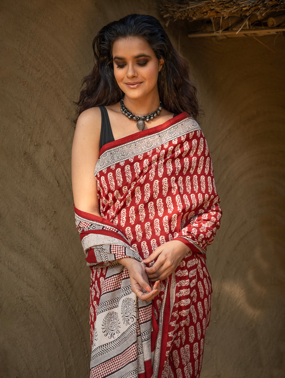 Load image into Gallery viewer, Exclusive Bagh Hand Block Printed Cotton Saree - Classic Flora