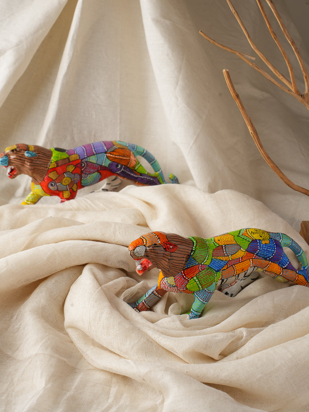 Exclusive Gond Art Tiger Curio - Forest Wanderer