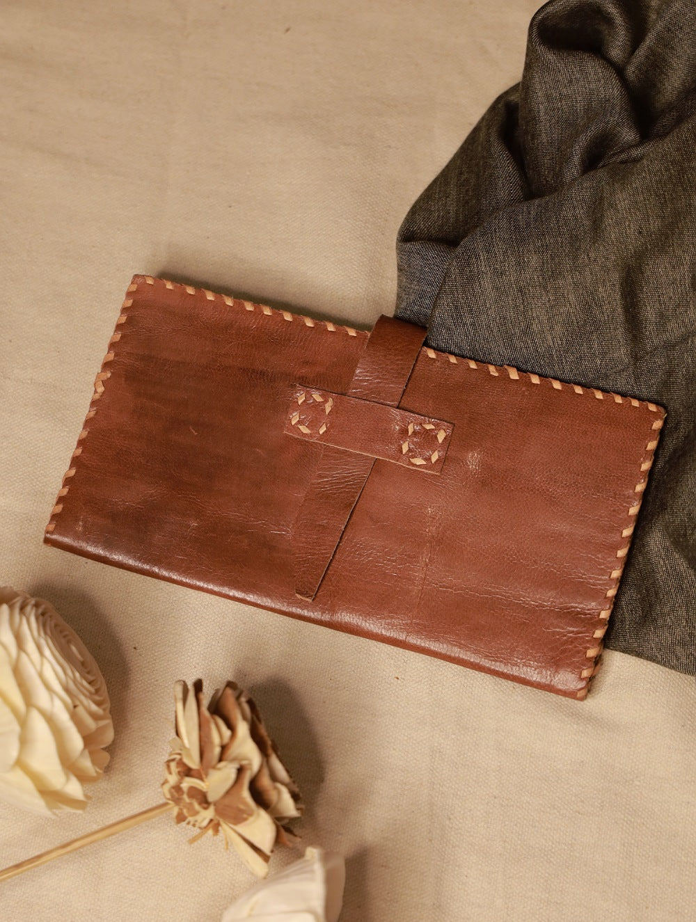 Load image into Gallery viewer, Handcrafted Jawaja Leather Wallet - Brown