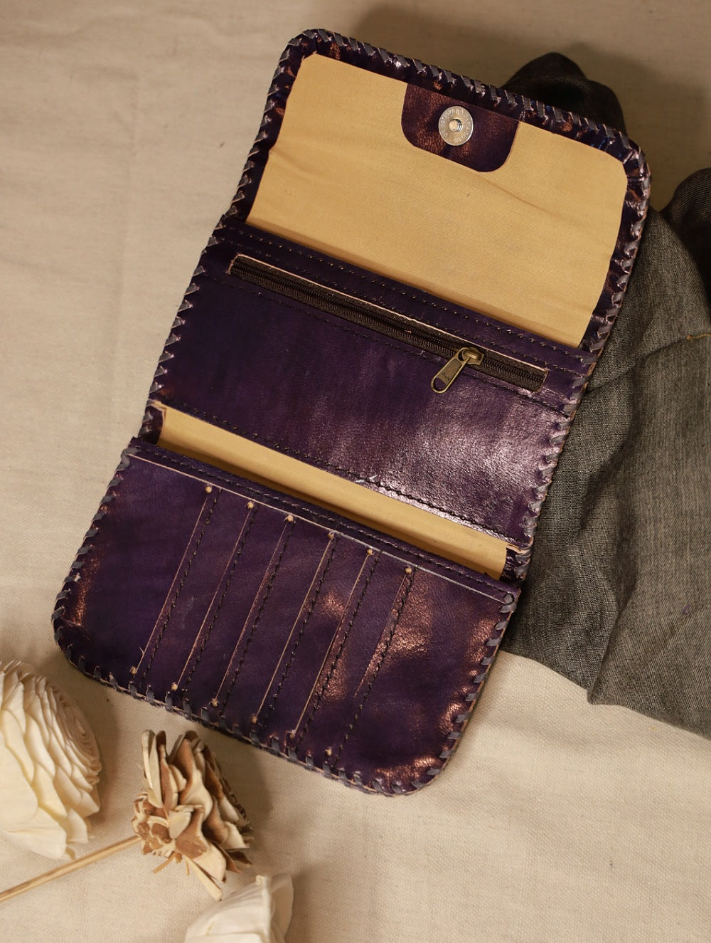 Load image into Gallery viewer, Handcrafted Jawaja Leather Wallet - Deep Purple