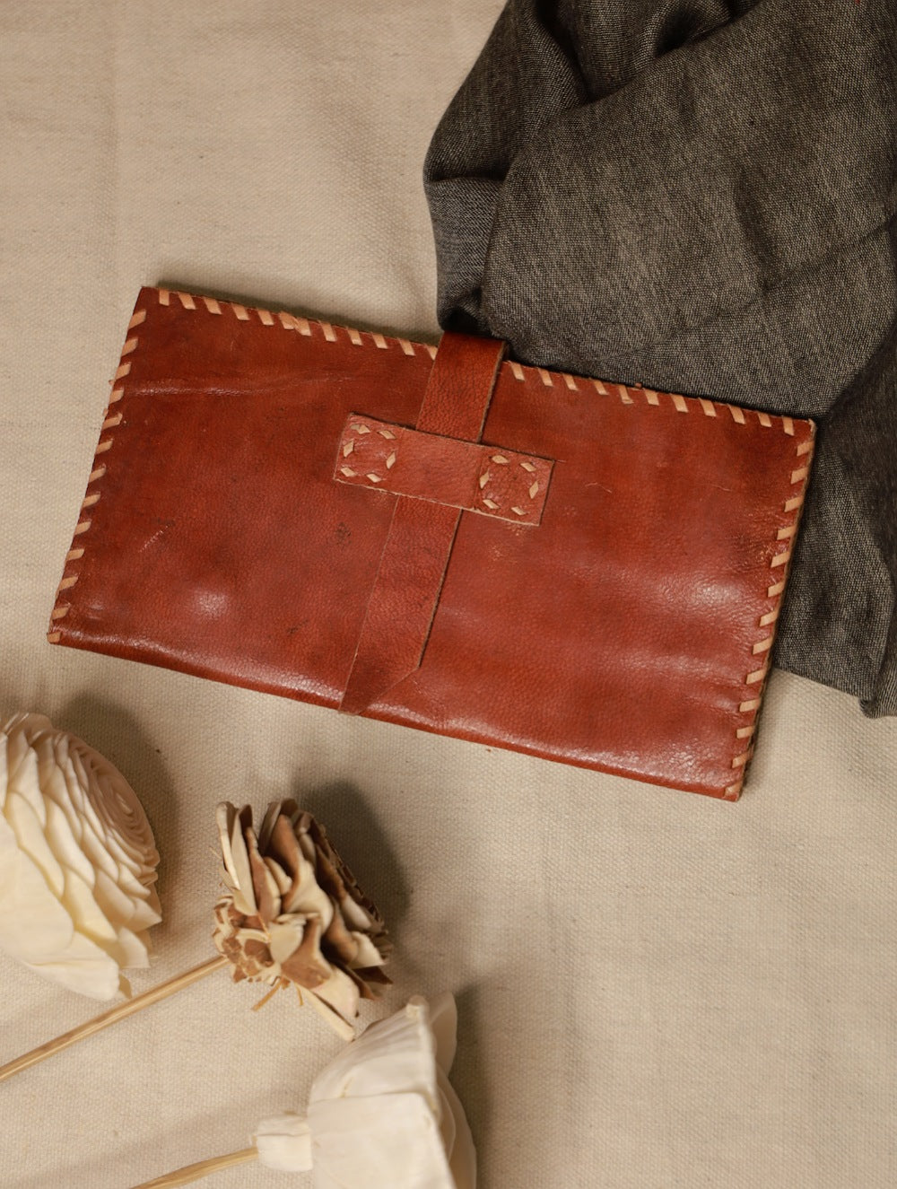 Load image into Gallery viewer, Handcrafted Jawaja Leather Wallet - Tan Brown
