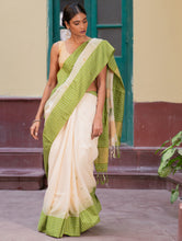 Load image into Gallery viewer, Handwoven Elegance. Bengal Khadi Cotton Saree 