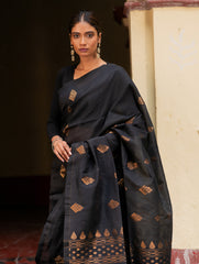 Handwoven Elegance. Exclusive Linen Jamdani Saree - Black Appeal