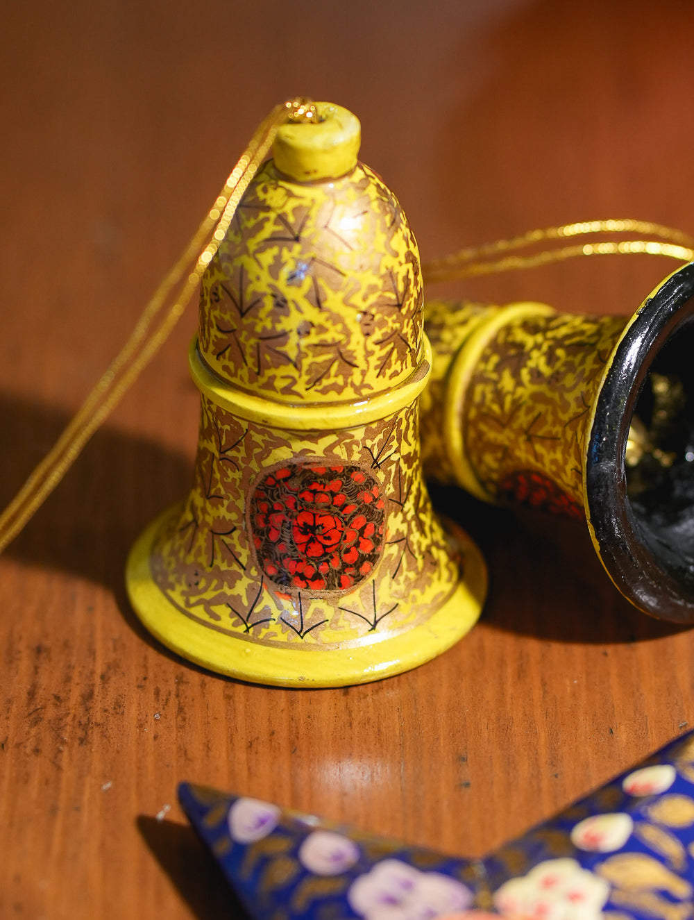 Load image into Gallery viewer, Kashmiri Art Xmas Decorations - Stars &amp; Bells (Set of 4)