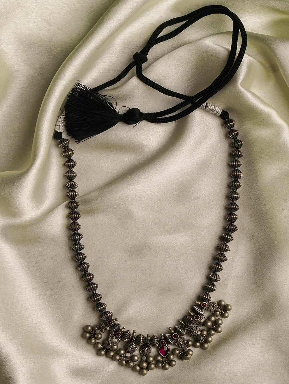 Pure Silver Traditional Maharashtrian Neckpiece - Javmani Saaz