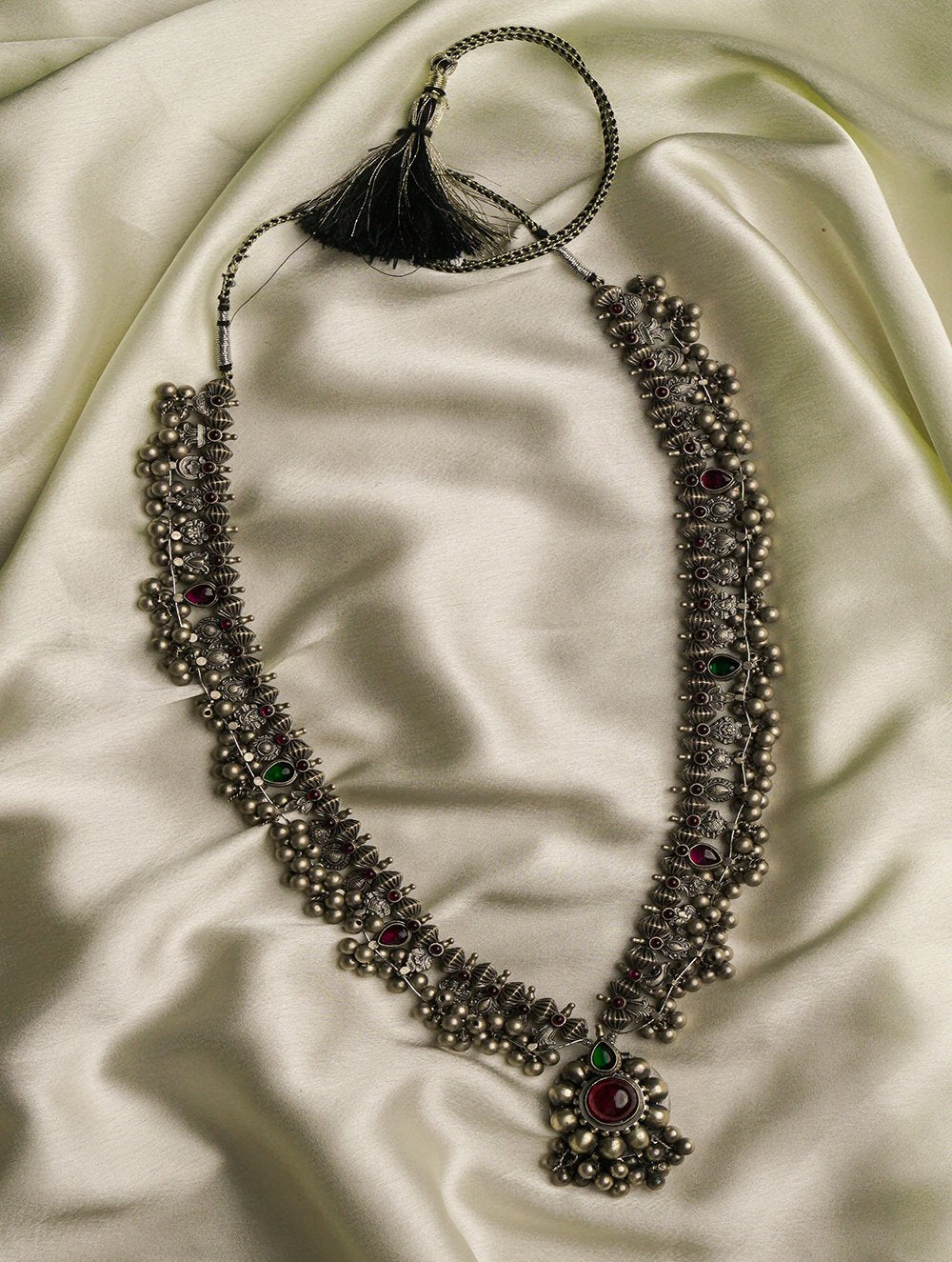 Pure Silver Traditional Maharashtrian Neckpiece - Saaz