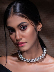 Pure Silver Traditional Maharashtrian Neckpiece - Lambat Mani Thushi