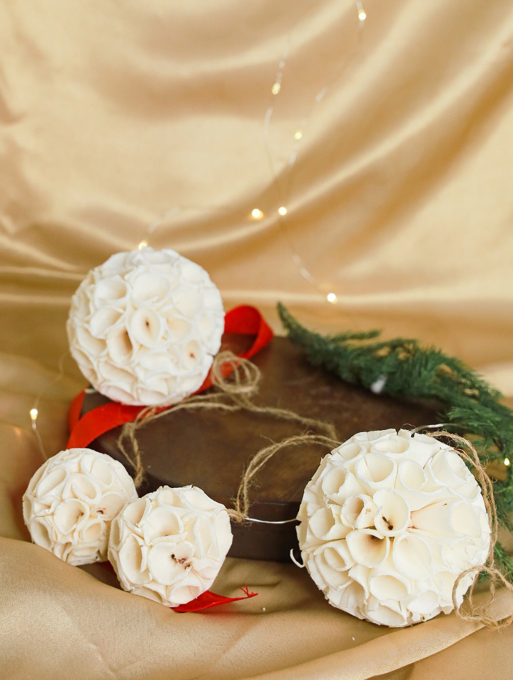 Shola Craft Xmas Decorations - Set of 4