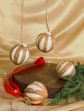 Shola Craft Xmas Decorations - Set of 4