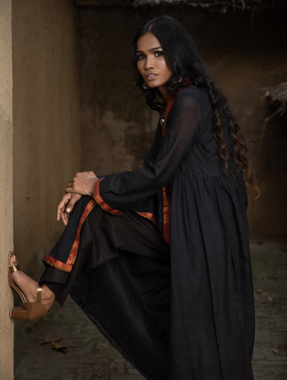 Traditional Elegance. Hand Embroidered Ilkal & Zardozi Ethnic Kurta / Dress - Regal Black