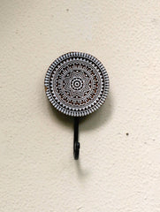 Wooden Engraved Wall Hook - Round - The India Craft House