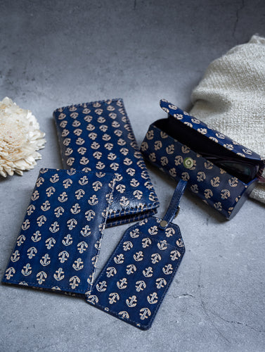 4-Piece Embossed Leather Travel Set - Anchor