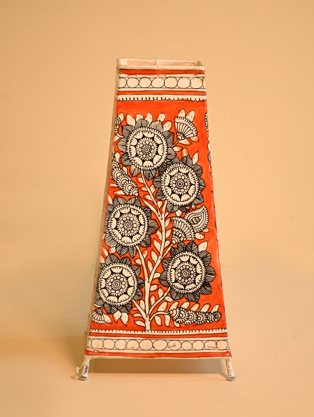 Load image into Gallery viewer, Andhra Leather Craft Lamp Shade - Narinja