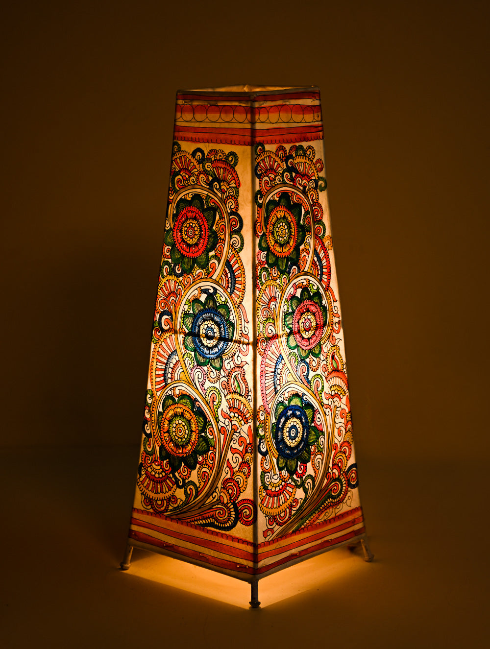 Load image into Gallery viewer, Andhra Leather Craft Lamp Shade - Rangavalli