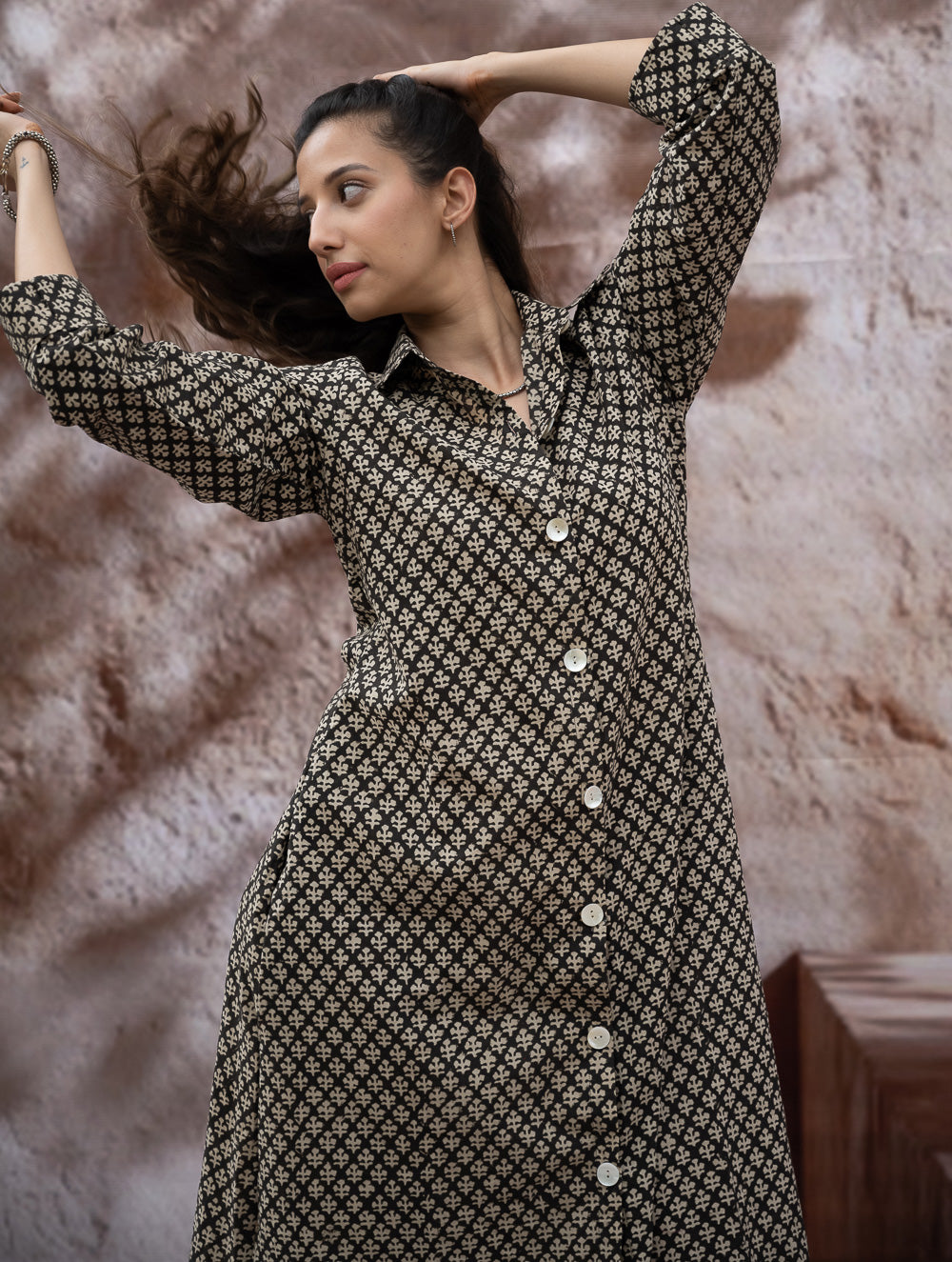 Load image into Gallery viewer, Bagru Hand Block Printed Shirt Dress - Black Florets