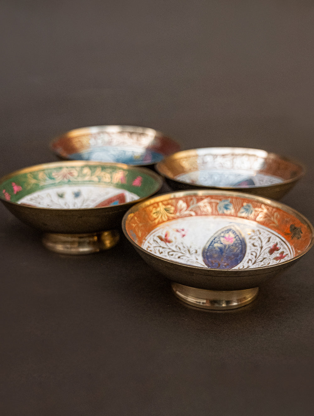 Load image into Gallery viewer, Brass Bowl Curio Set