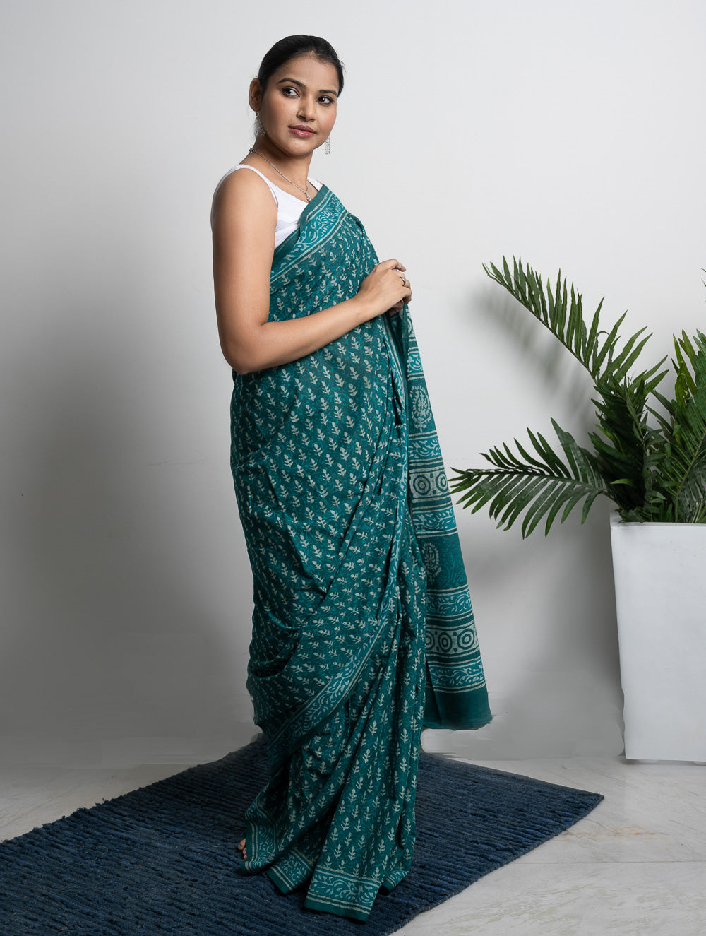 Cotton Appeal. Dabu Hand Block Printed Mul Cotton Saree - Green Leaf