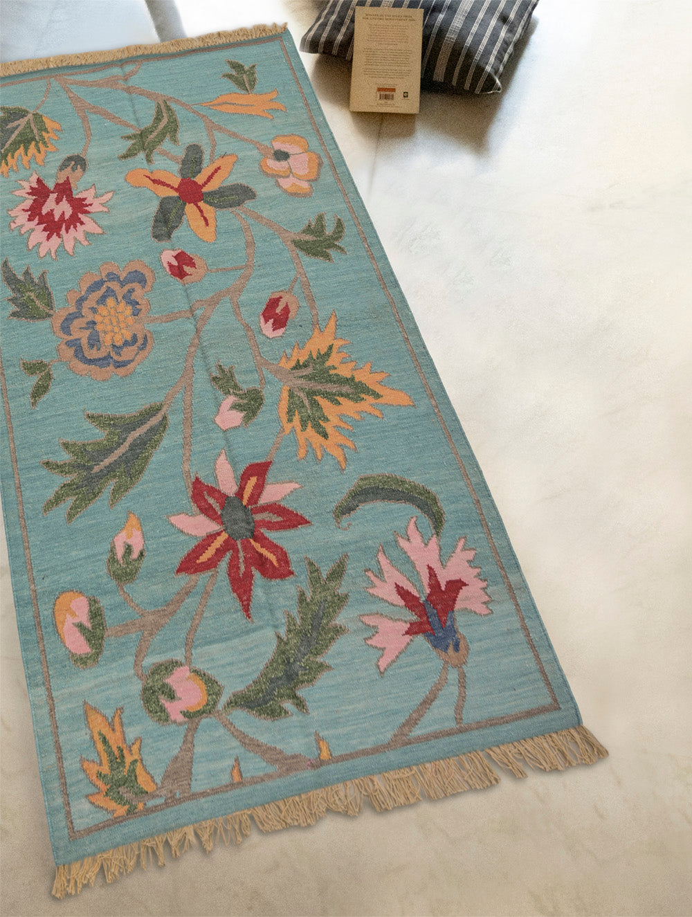 Handwoven Kilim Rug - Aqua Floral Vine (Length 6ft x Width 4ft)