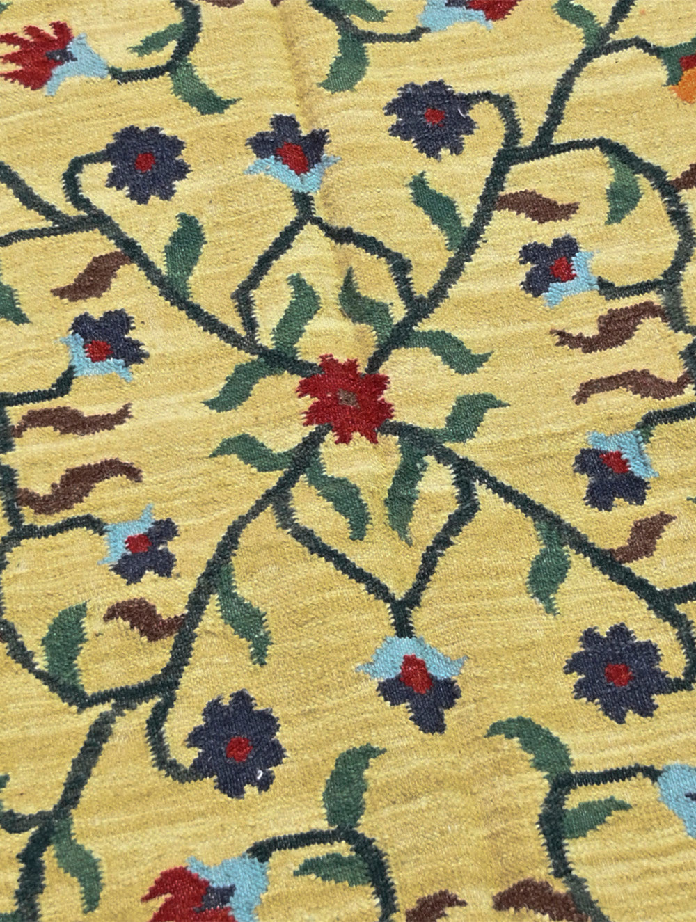 Handwoven Kilim Rug - Soft Yellow Field