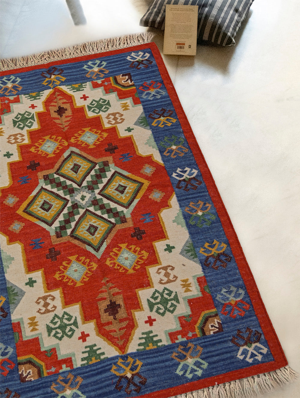Handwoven Kilim Rug - Bold Medallion