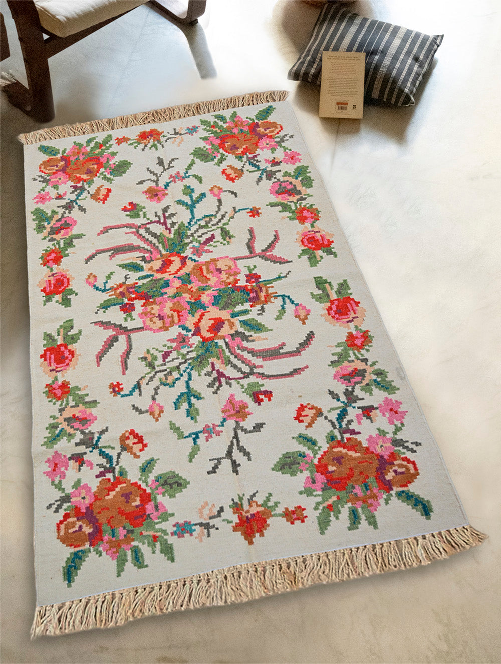Handwoven Kilim Rug - Vintage Bouquet (Length 6ft x Width 4ft)