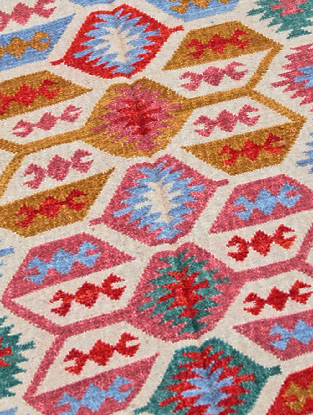 Handwoven Kilim Rug - Tribal Mosaic (Length 6ft x Width 4ft)