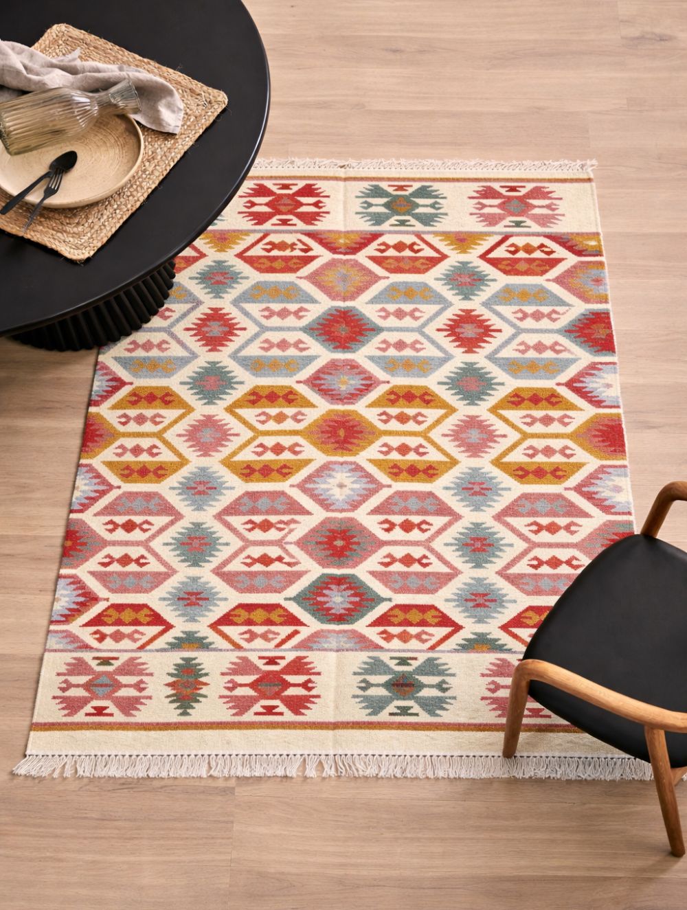 Handwoven Kilim Rug - Tribal Mosaic (Length 6ft x Width 4ft)
