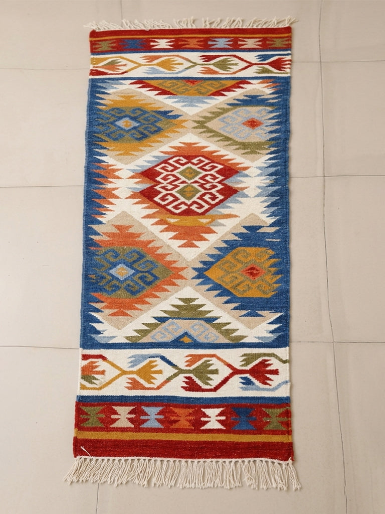 Handwoven Kilim Rug - Sapphire Heritage Medallion (Length 6 ft x Width 2ft)