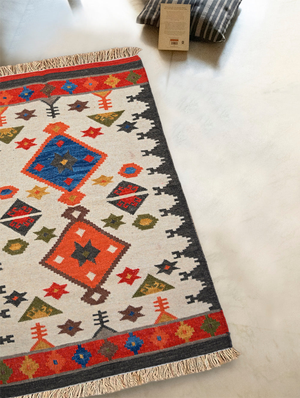 Handwoven Kilim Rug - Ivory Folk