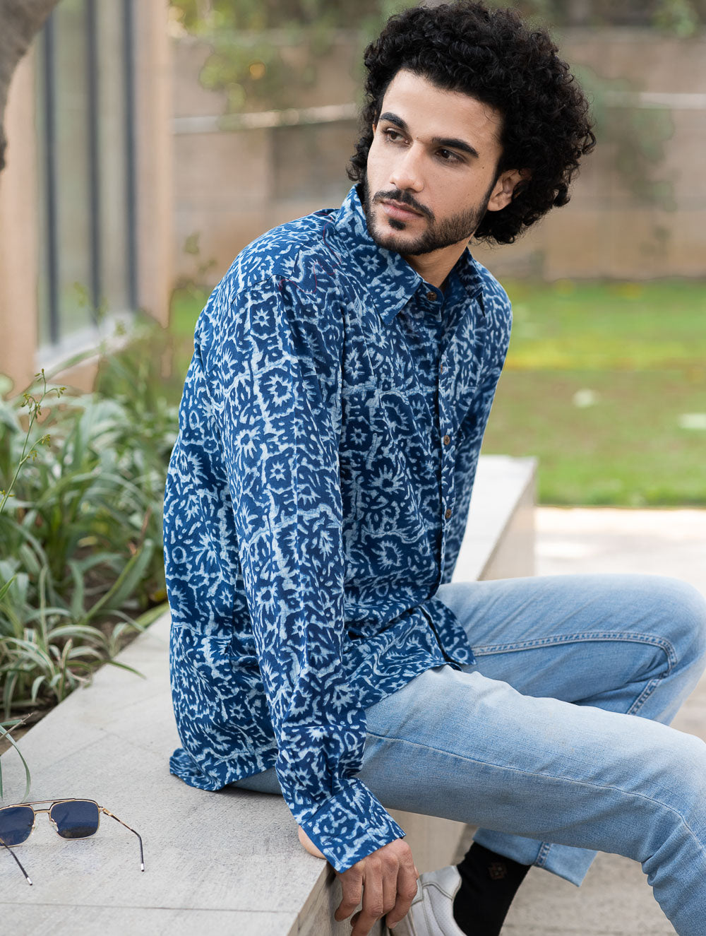 Dabu Hand Block Printed Cotton Shirt - Indigo Jaal