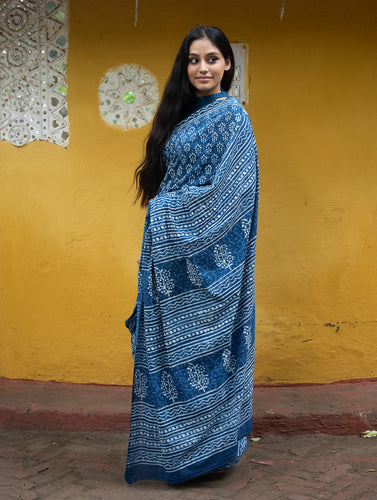 Dabu Hand Block Printed Mul Cotton Saree - Blue Flora